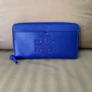 🌀 NWOT Tory Burch Harper Continental Wallet in Macaw